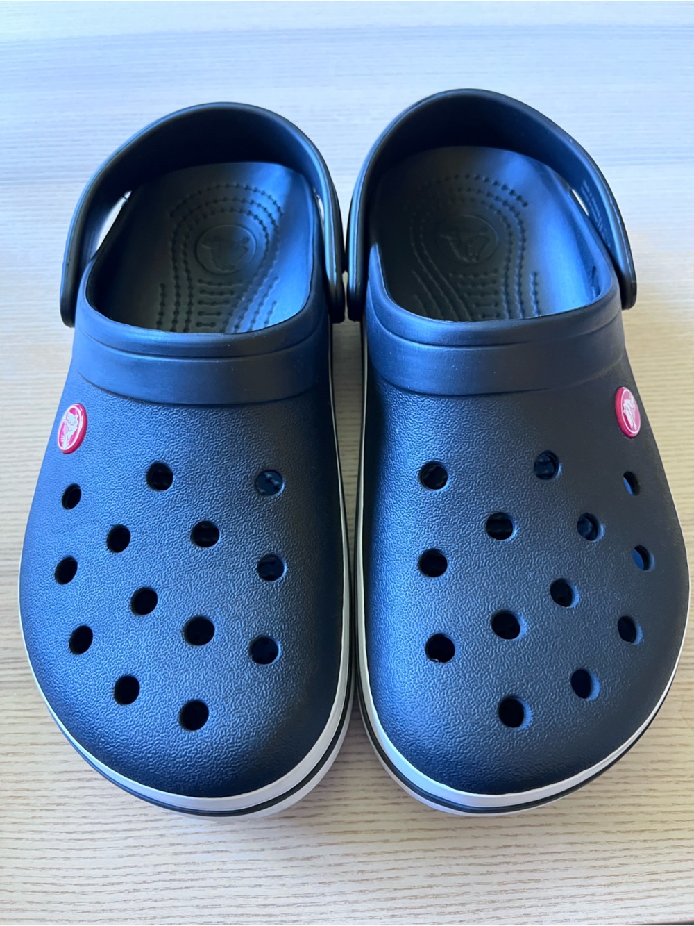 CROCS Black Clog with White Midsole - Picture 2 of 8